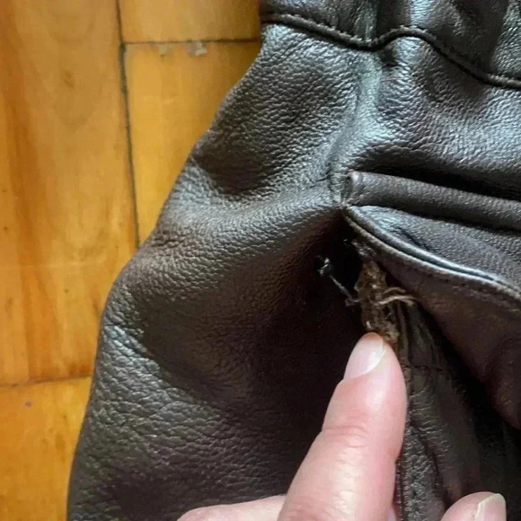 Eddie Bauer  vintage Coyote fur trim leather down coat - Picture 5 of 15